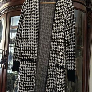 chicos size M Long Sweater Cardigan